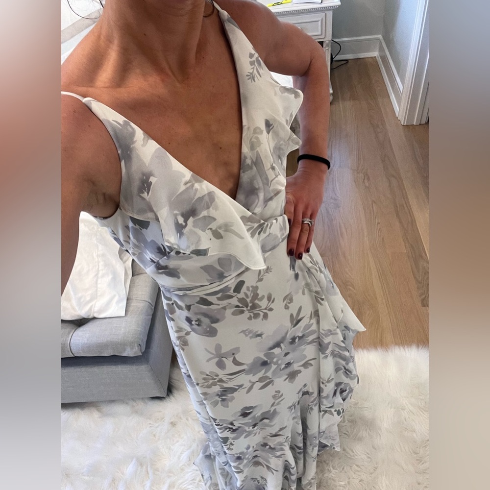 Floral floor-length dress